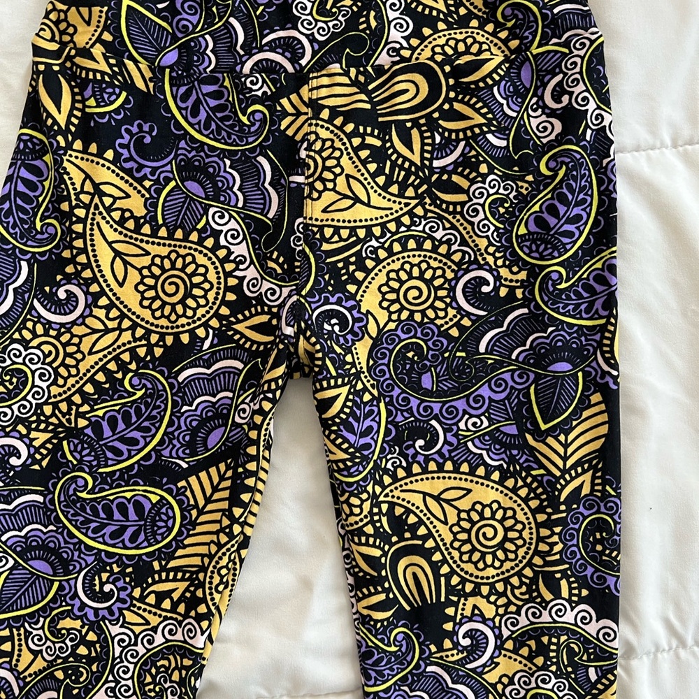 Women’s floral print stretchy leggings
